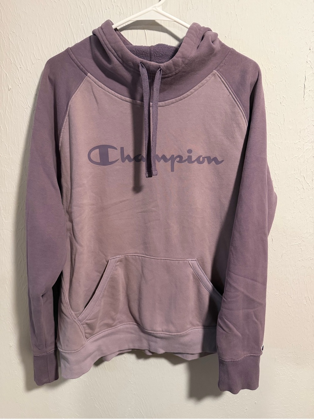 Champion Women’s XL Purple Mauve Two Tone Pullover Hoodie